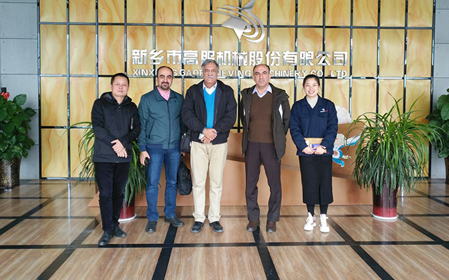 生產實力雄厚，3天可快速出樣